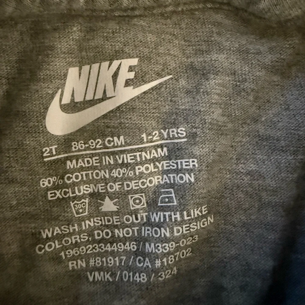 Nike‎ Kids 2-Piece Set – Size 2T - Picture 2 of 13